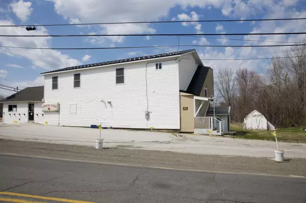 1230 Kennebec RD, Hampden, ME 04444