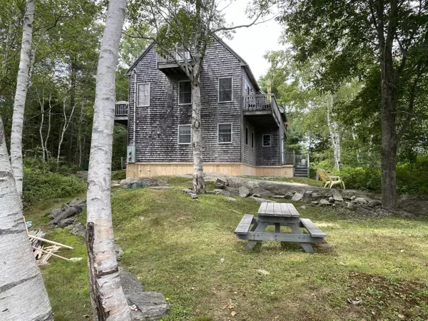 Portland, ME 04108,104 Hussey RD