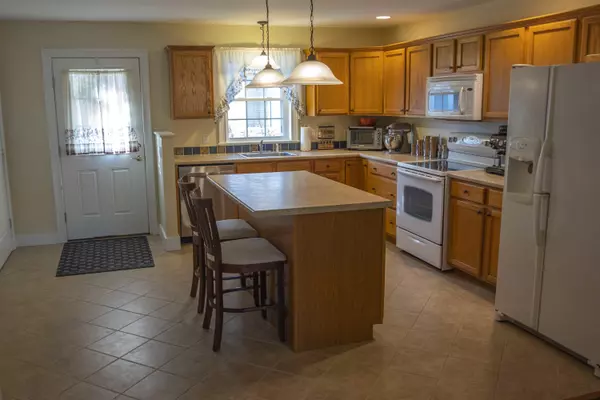 Waterville, ME 04901,9 Vaughan CT #0