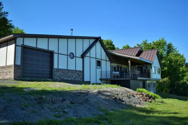 Saint Albans, ME 04971,28 Valley View Lane