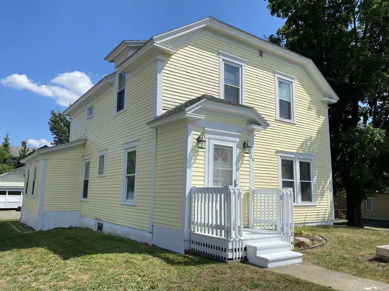 26 Thomas AVE, Caribou, ME 04736