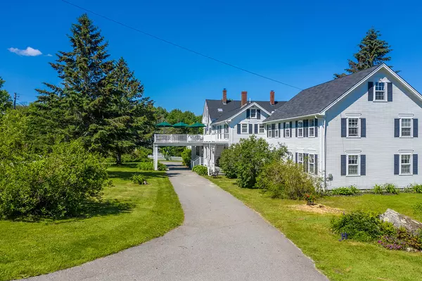 Lincolnville, ME 04849,581 Youngtown RD