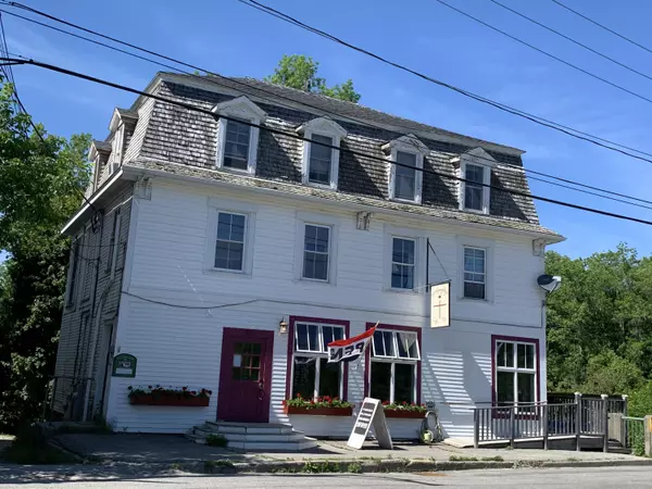 310 Main ST, Warren, ME 04864