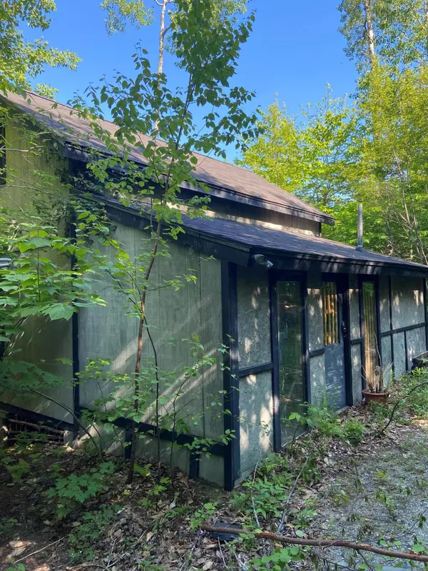 90 Remick RD, Otis, ME 04605