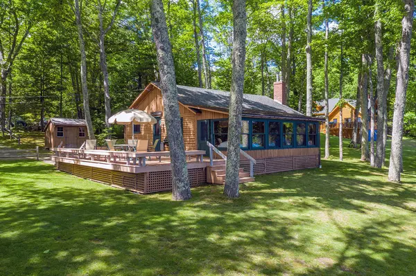 Lincolnville, ME 04849,58 Dickens RD