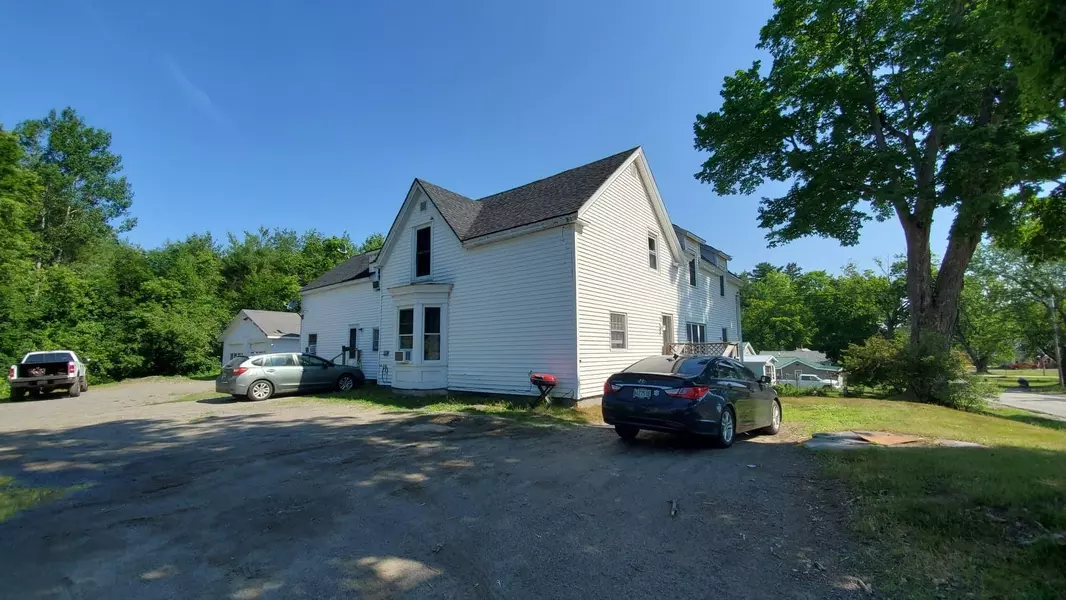 28 Pleasant ST, Milo, ME 04463