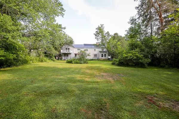 Orono, ME 04473,21 College HTS