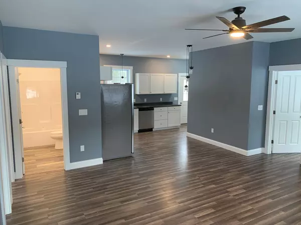 West Gardiner, ME 04345,104 Matthew LN