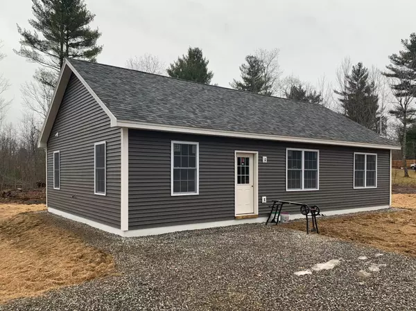 104 Matthew LN, West Gardiner, ME 04345