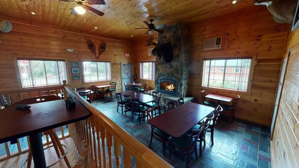 Jackman, ME 04945,513 Main ST