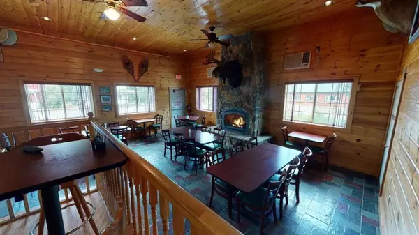 513 Main ST, Jackman, ME 04945