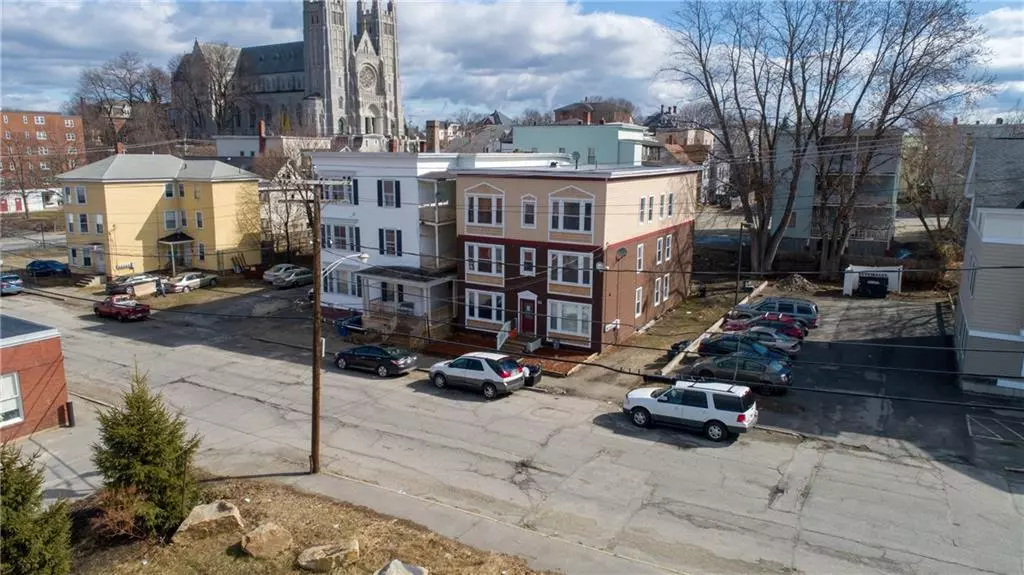 104 Blake ST, Lewiston, ME 04240