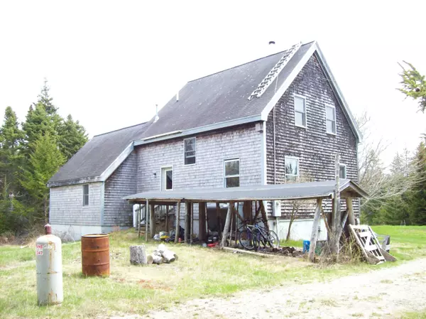 Isle Au Haut, ME 04645,1 Black Dinah HOLW