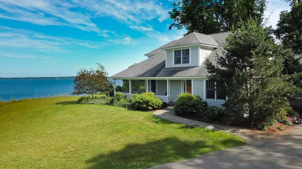 57 Mckay RD, Lincolnville, ME 04849
