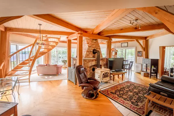 Saint George, ME 04860,40 Rocking Horse LN