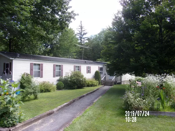 143 Dyer RD, Atkinson, ME 04426
