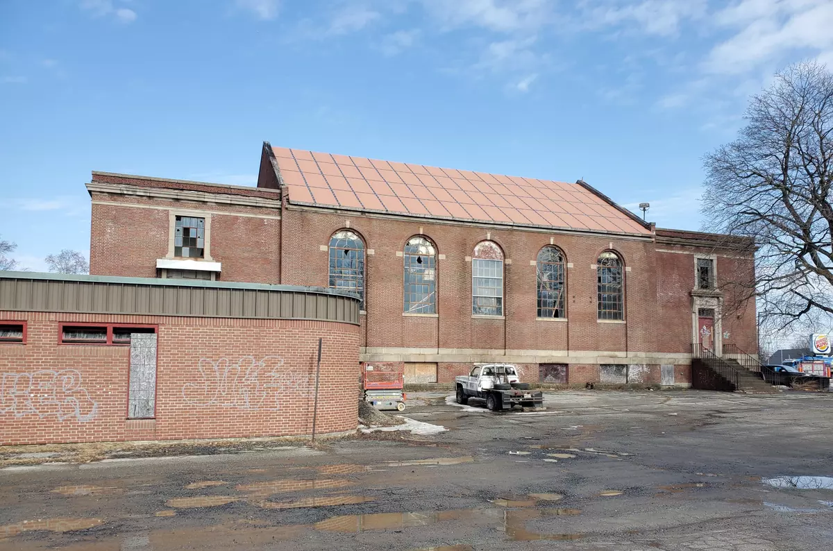 Waterville, ME 04901,6 Main PL