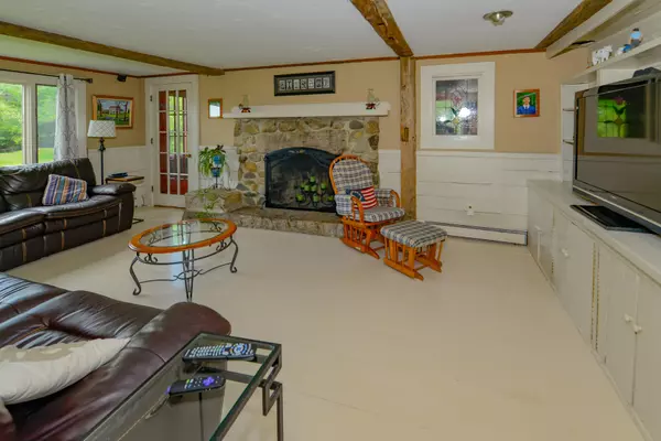 Fryeburg, ME 04037,464 Menotomy RD