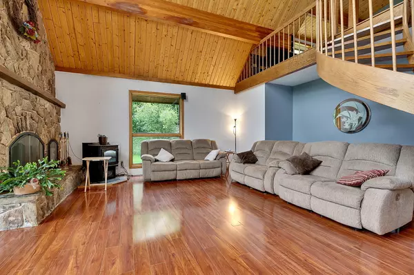 Mexico, ME 04257,101 Youngs Park RD