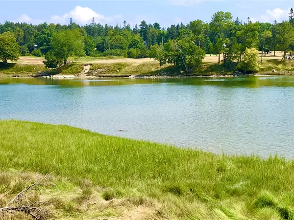 Southwest Harbor, ME 04679,199 Main ST