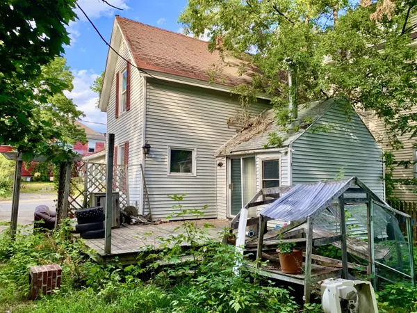 Auburn, ME 04210,28 Vine ST