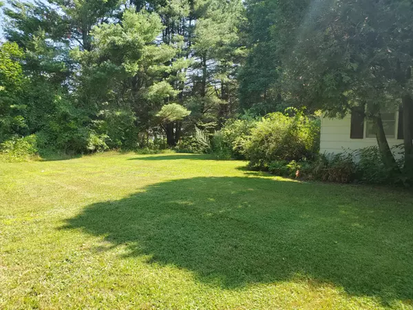 Newport, ME 04953,199 Williams RD