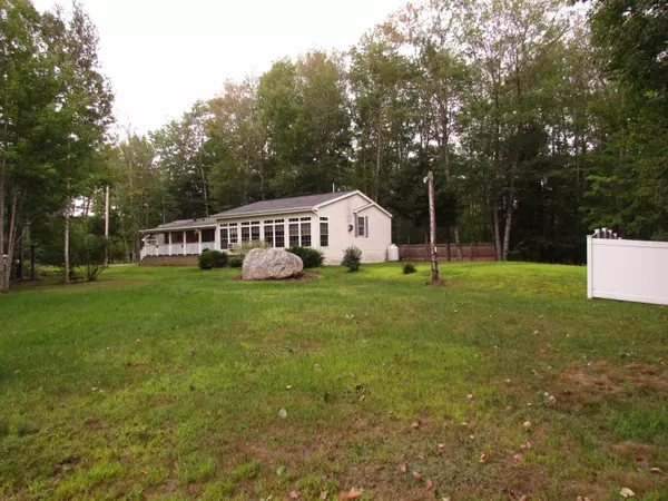 Litchfield, ME 04350,2 Lucky DR