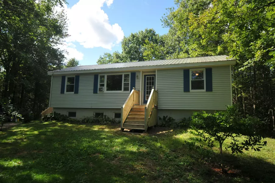 432 Five RD, Carmel, ME 04419