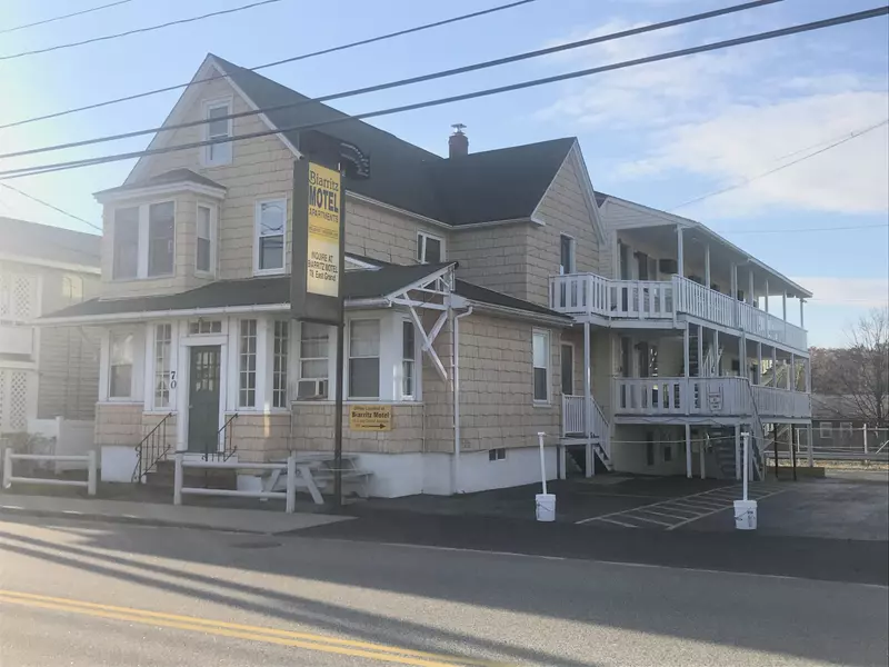 70-72 East Grand AVE #108, Old Orchard Beach, ME 04064