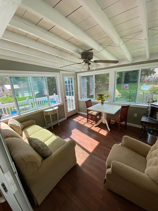 Millinocket, ME 04462,100 New York ST