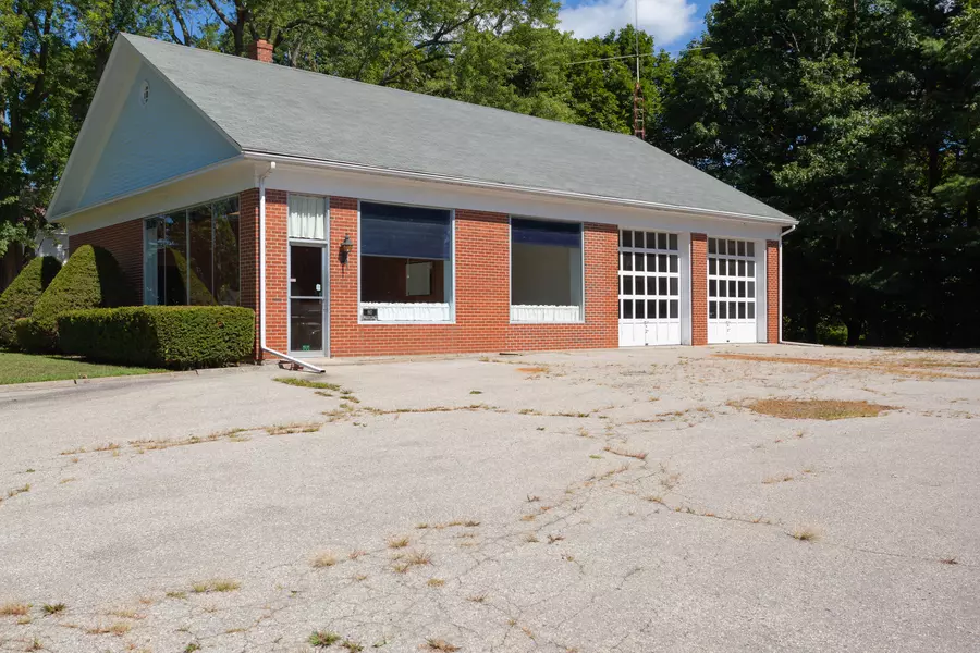 392 Main ST, Eliot, ME 03903