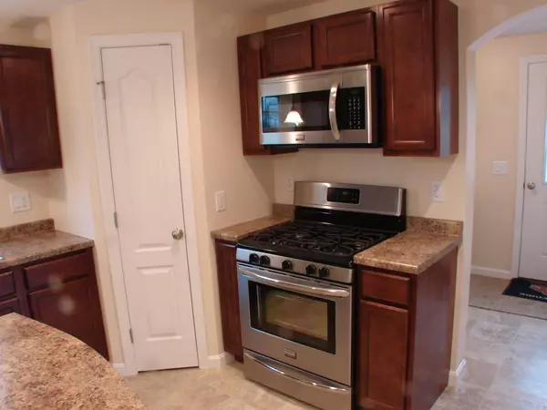 North Berwick, ME 03906,6-5 Oak Woods RD