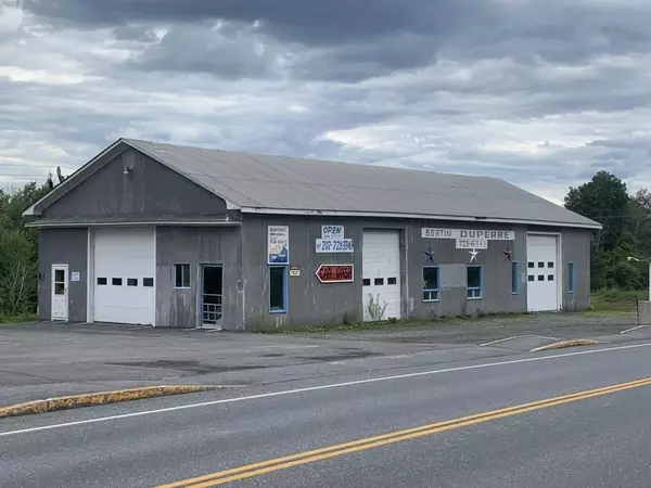 Madawaska, ME 04756,496 E Main ST