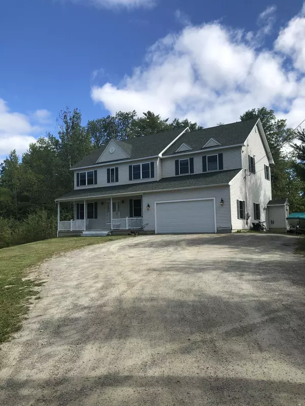 184 Clinton AVE, Winslow, ME 04901