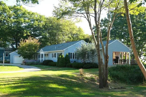 301 Ocean AVE, Kennebunkport, ME 04046