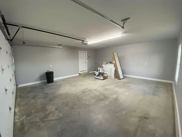 Hermon, ME 04401,123 Amberside DR