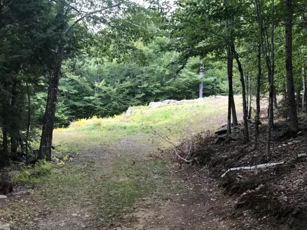 Sidney, ME 04330,000 Eight Rod RD