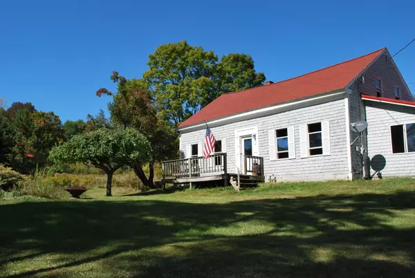 32 Main ST, Cambridge, ME 04923