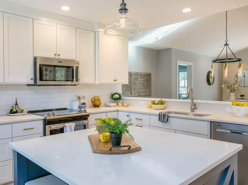 42 Maxwell Woods DR #6, Cape Elizabeth, ME 04107