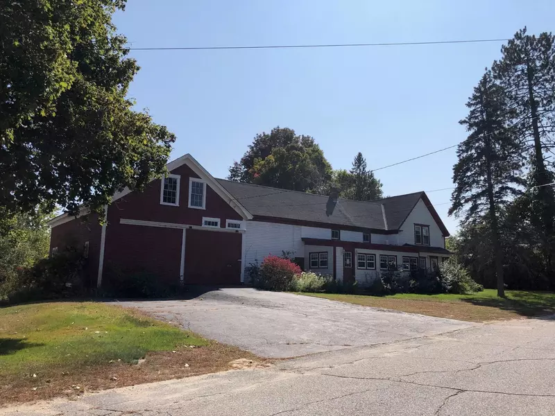 925 Prospect AVE, Rumford, ME 04276