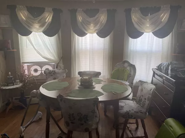 40 Pleasant ST, Saco, ME 04072