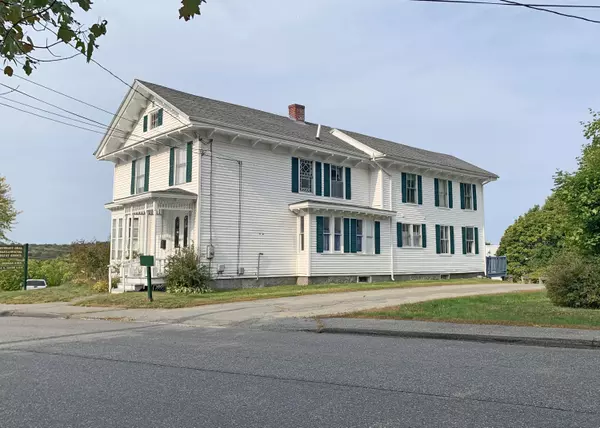 Ellsworth, ME 04605,4 Union Street