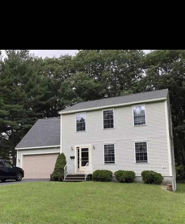 81 Fern ST, Auburn, ME 04210