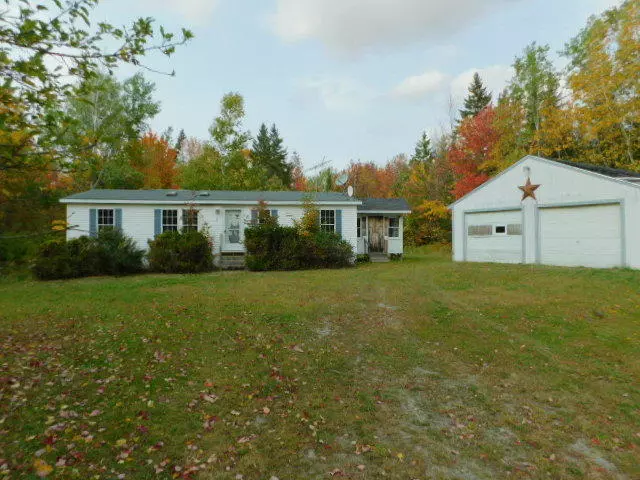 203 Strickland RD, Canaan, ME 04924