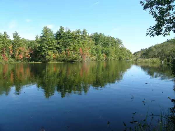 0 Lake RD, Norway, ME 04268