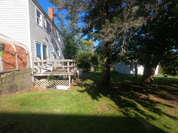 Saint George, ME 04860,102 Main ST