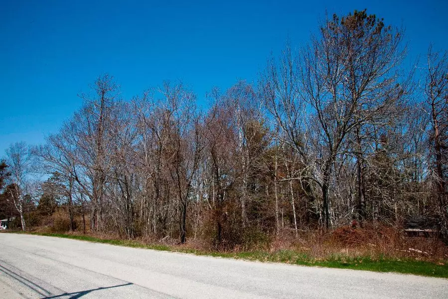 39 Hardy's Hill RD, Deer Isle, ME 04627