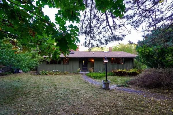 90 North Sedgwick RD, Sedgwick, ME 04676