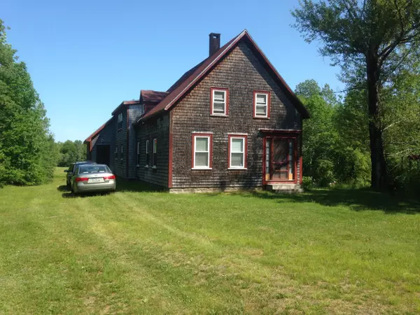 815 Ridge RD, Robbinston, ME 04671