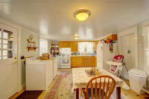 Penobscot, ME 04476,226 Southern Bay RD